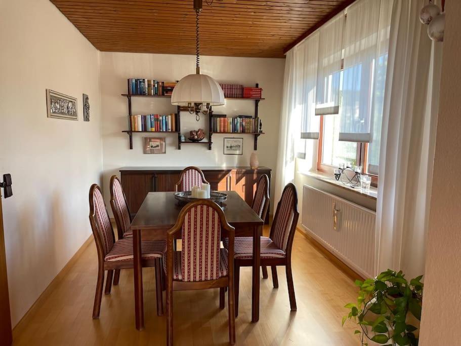 Ferienwohnung Leuchtbergblick Mit Terrasse Und Pkw Stellplatz Eschwege Zewnętrze zdjęcie