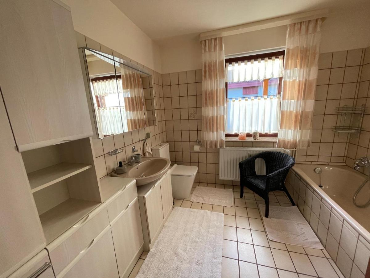 Ferienwohnung Leuchtbergblick Mit Terrasse Und Pkw Stellplatz Eschwege Zewnętrze zdjęcie